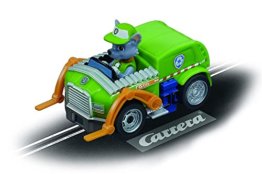 Carrera First PAW Patrol - Rocky Rennauto I Maßstab 1:50 I Rennauto Rennbahn First I Für Kinder ab 3 Jahren & Erwachsene - 1